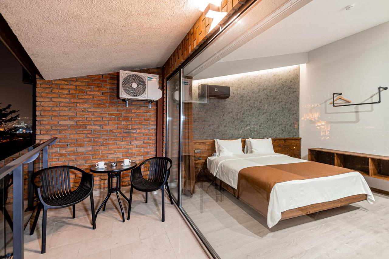 Ivy Hotel Тбилиси Экстерьер фото