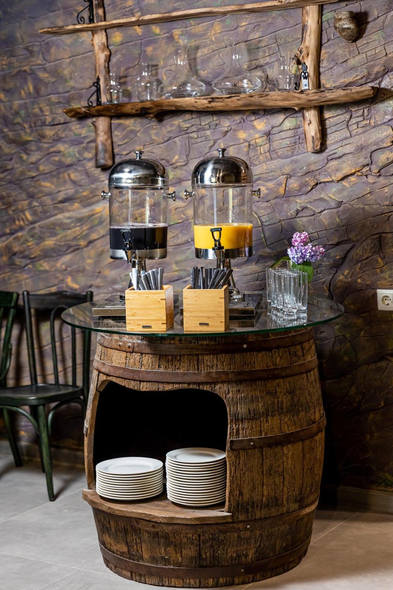 Ivy Hotel Тбилиси Экстерьер фото
